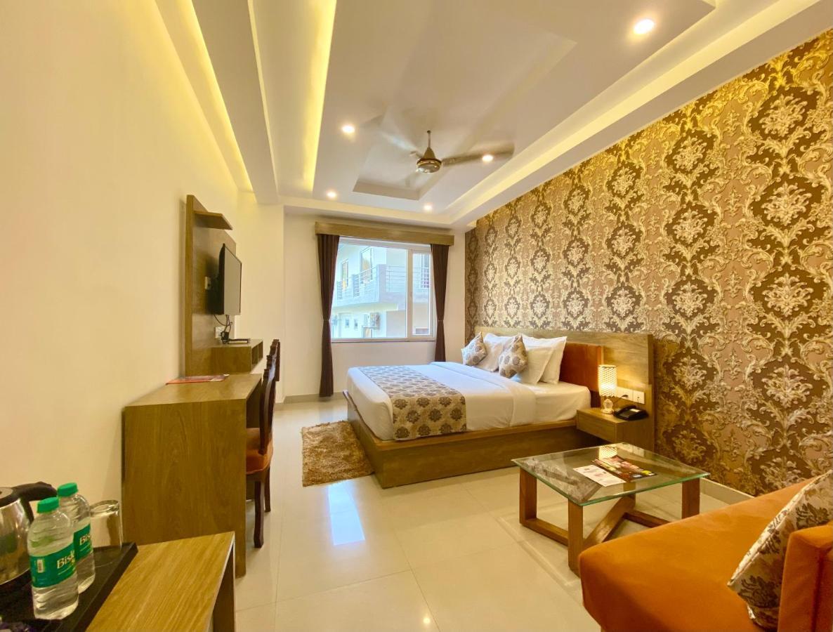 Arogyadham Wellness Retreat Hotel Rishīkesh Exterior foto