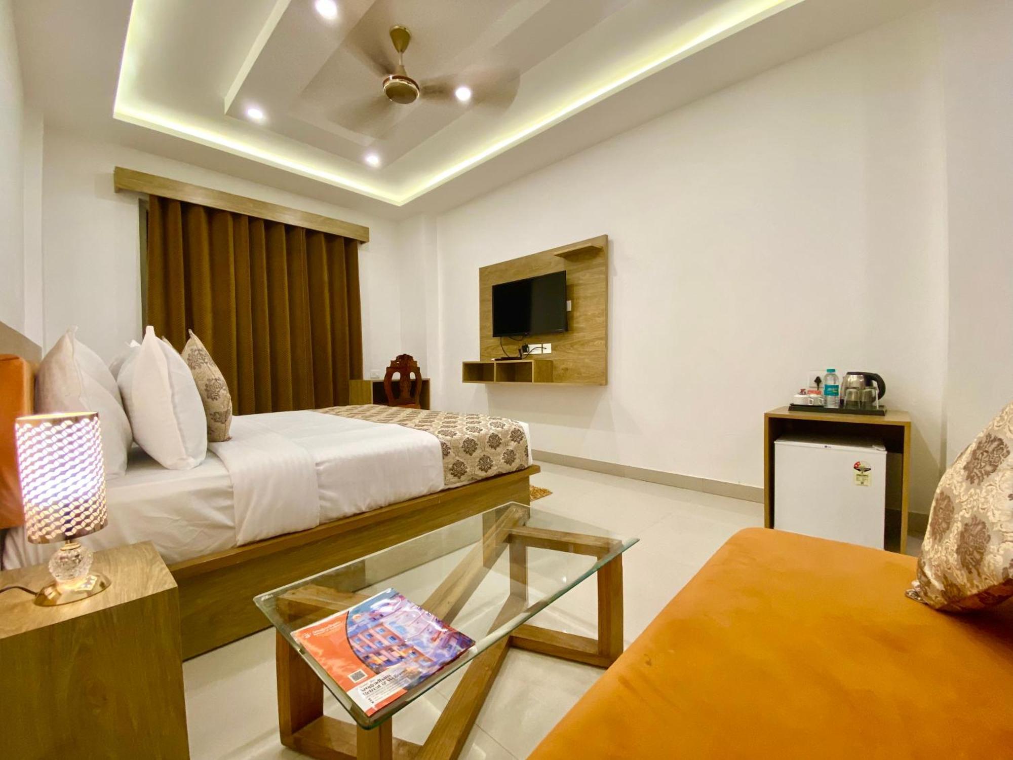 Arogyadham Wellness Retreat Hotel Rishīkesh Exterior foto